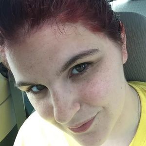 Meet your Posher, Lela